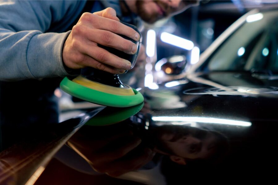 close up of the hands of a car mechanic at a servi 2024 12 02 11 55 00 utc 1